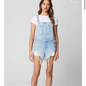 NWT BLANK NYC BLUE MIRROR MIRROR DISTRESSED SHORT OVERALLS
